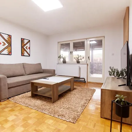 Eona Apartamento *